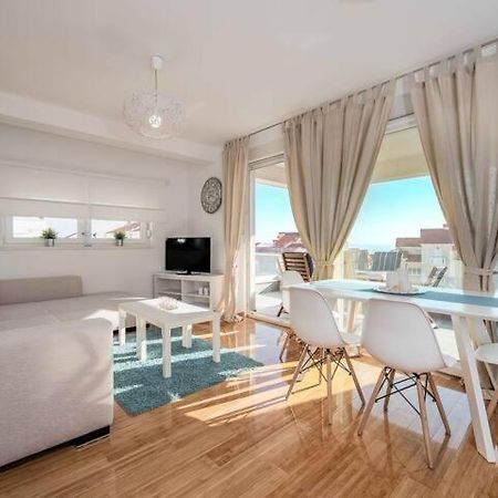 Blue Sky, Modern Sea View Apartment Novalja Bagian luar foto