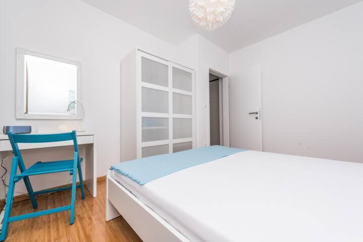 Blue Sky, Modern Sea View Apartment Novalja Bagian luar foto